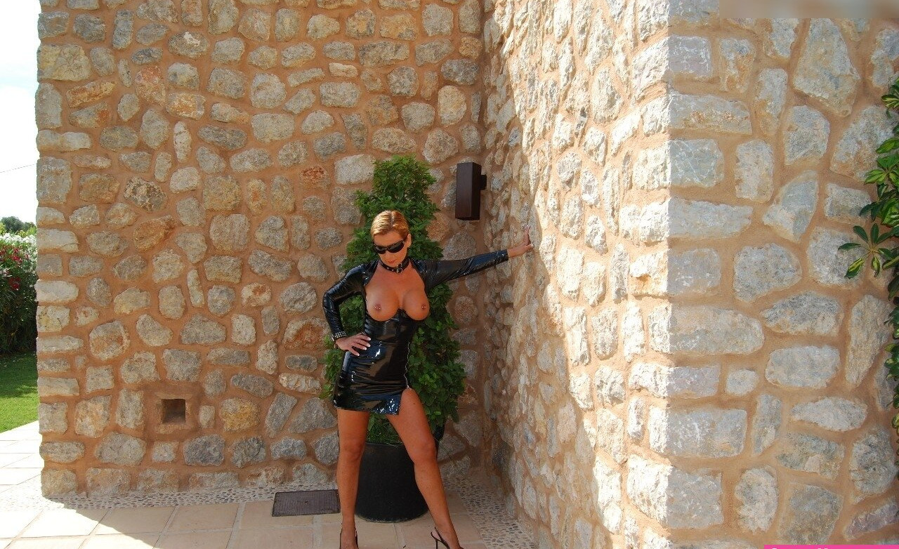 brilliant-paula gallery photo #1536