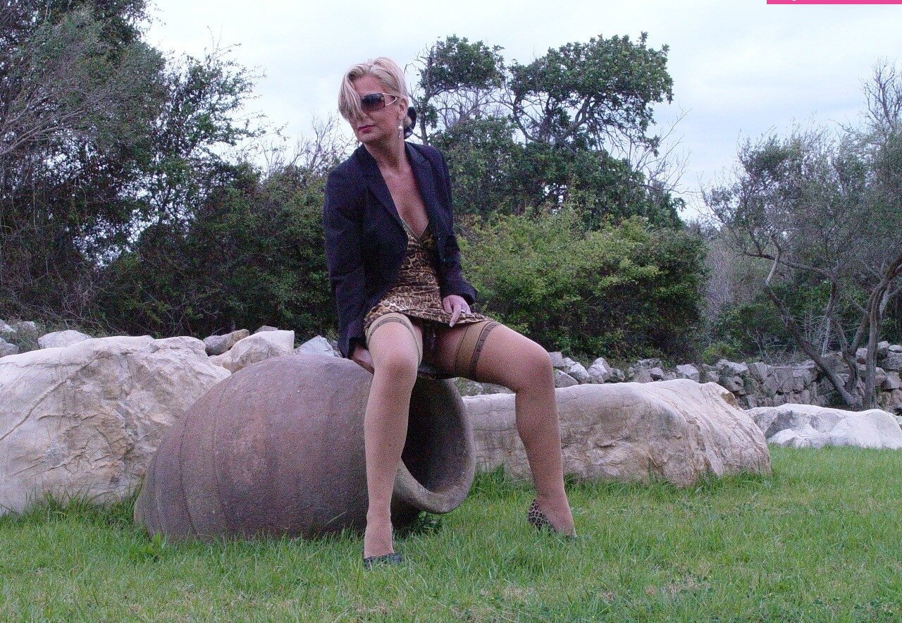 brilliant-paula gallery photo #1564