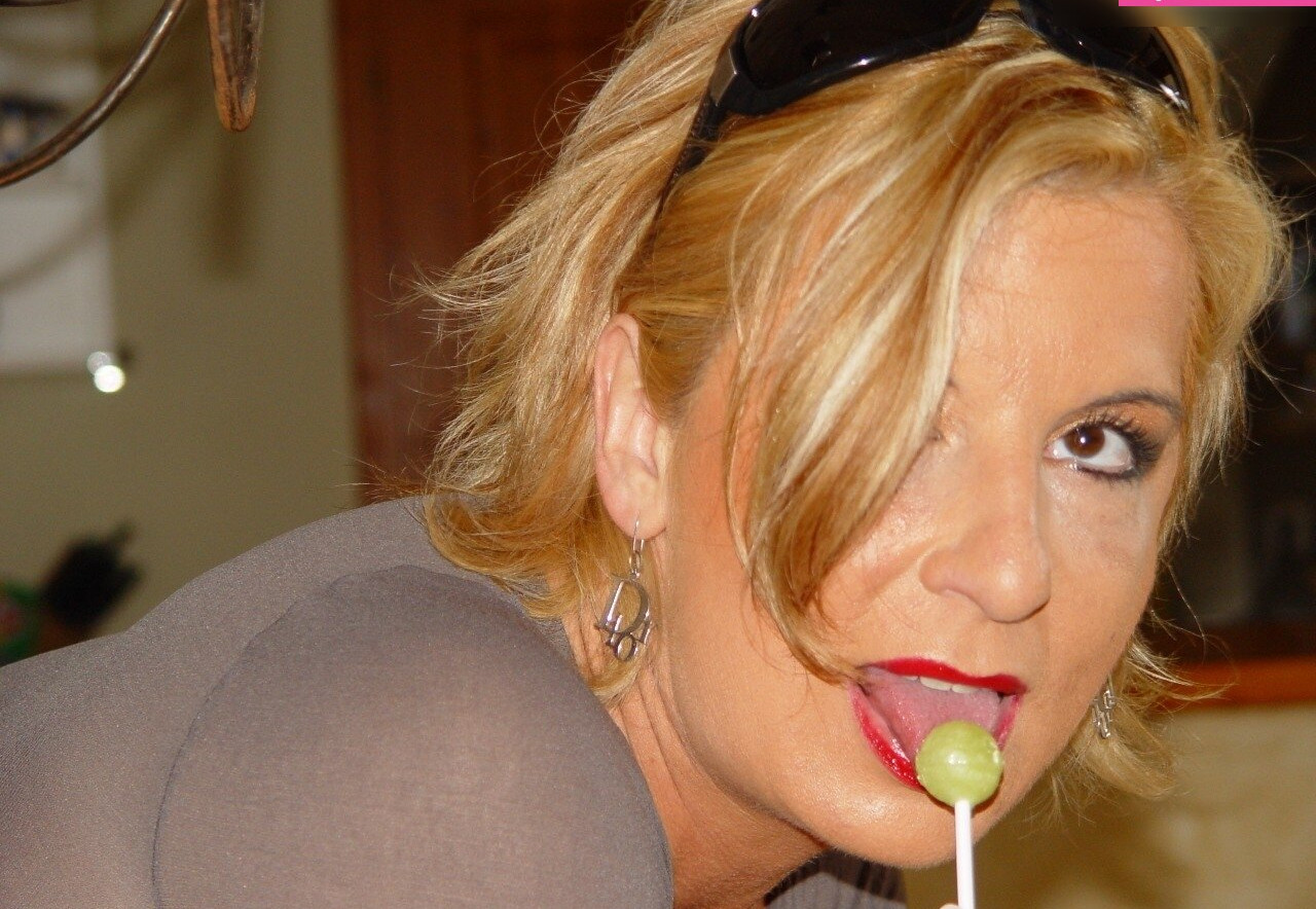 brilliant-paula gallery photo #1571