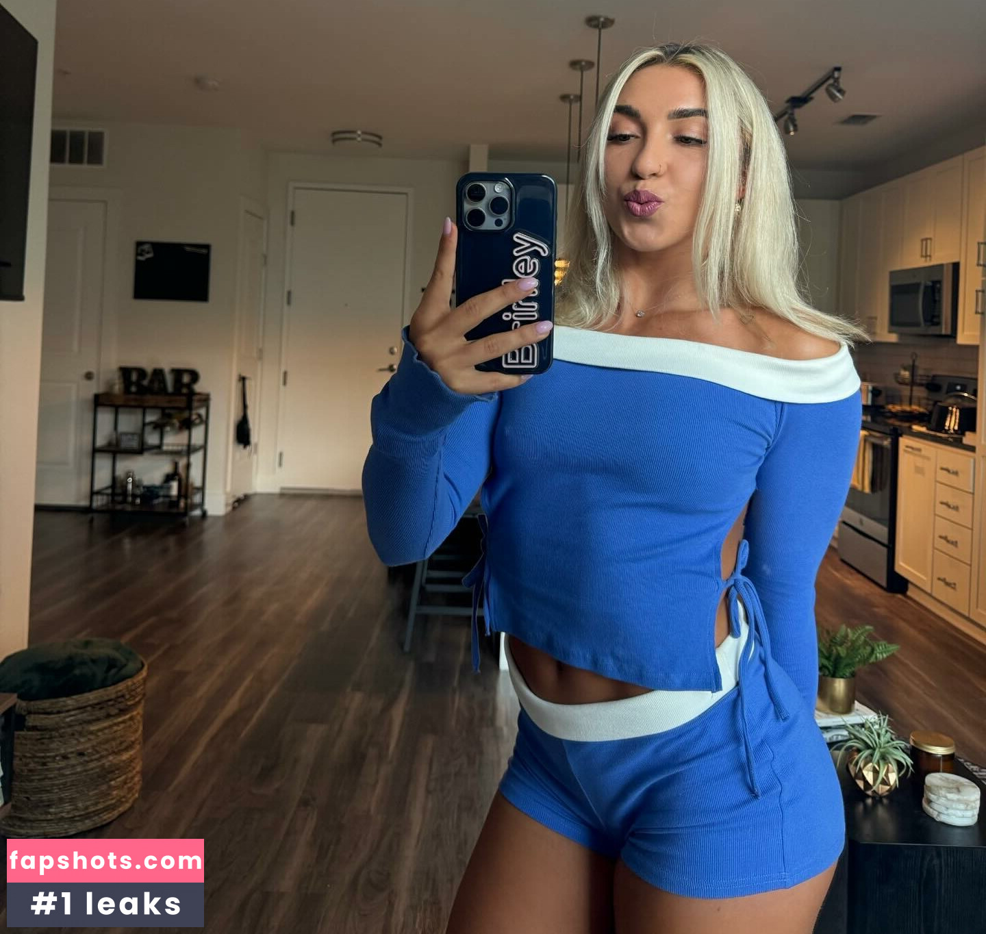 Brinley Reece gallery photo #9