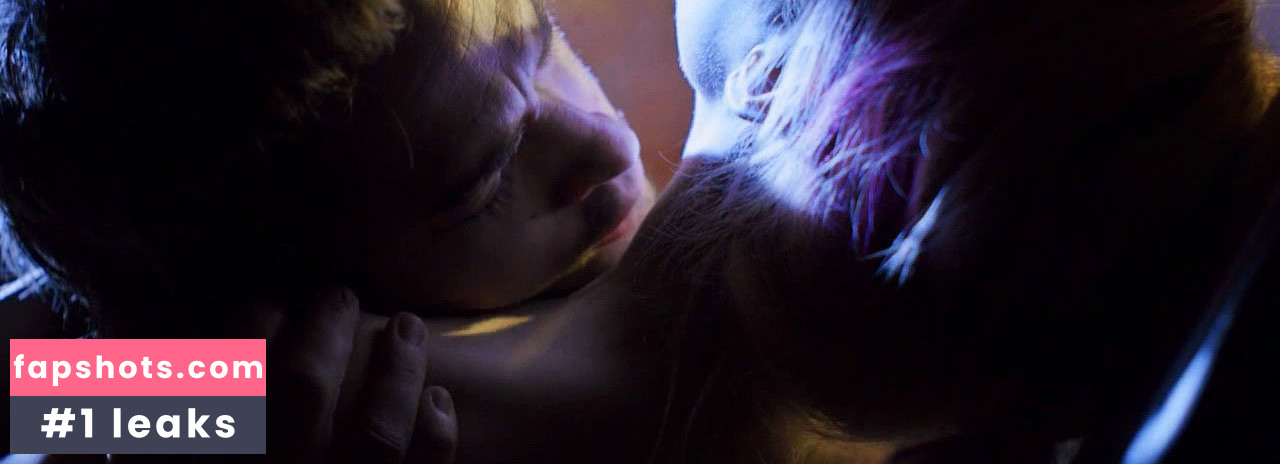 Brinna Kelly gallery photo #4