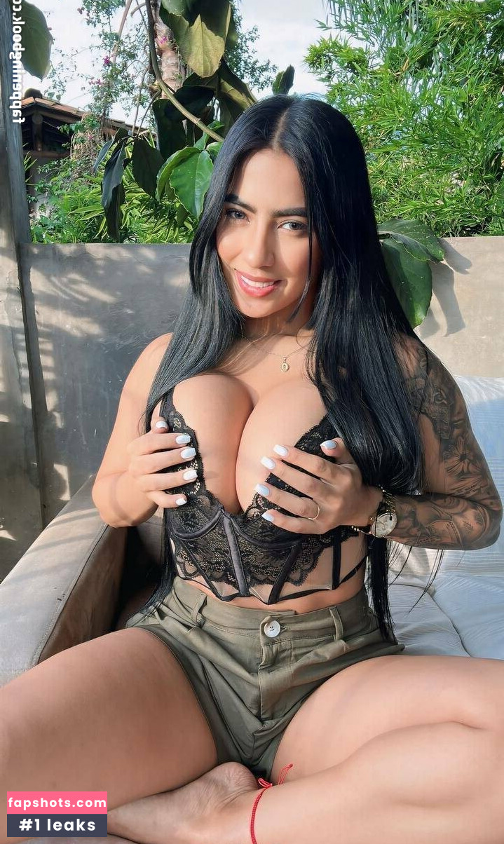 Brisa_carnivales Nude Leaks OnlyFans Photos #4 - LeakJerk