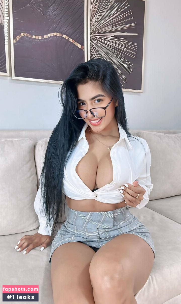 Brisa_carnivales Nude Leaks OnlyFans Photos #6 - LeakJerk