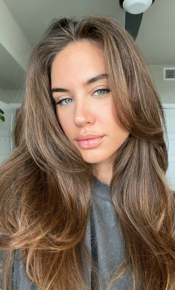 brit-manuela gallery photo #1258