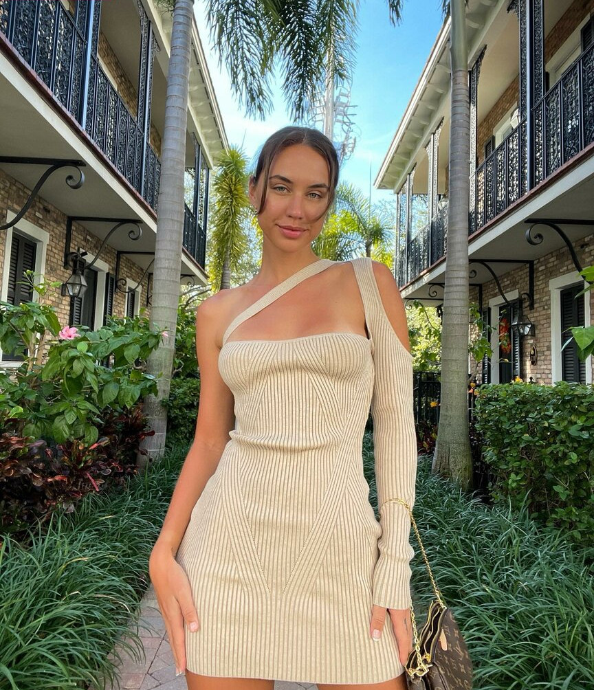 brit-manuela gallery photo #526