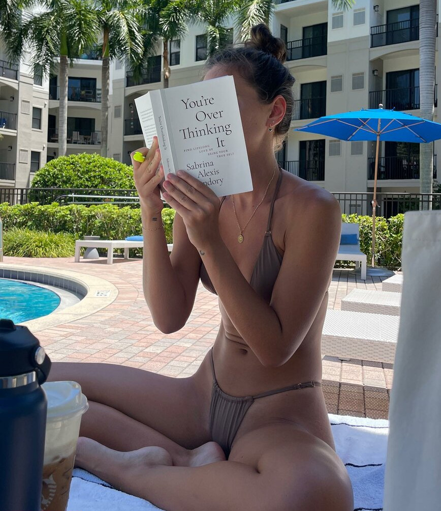 brit-manuela gallery photo #705