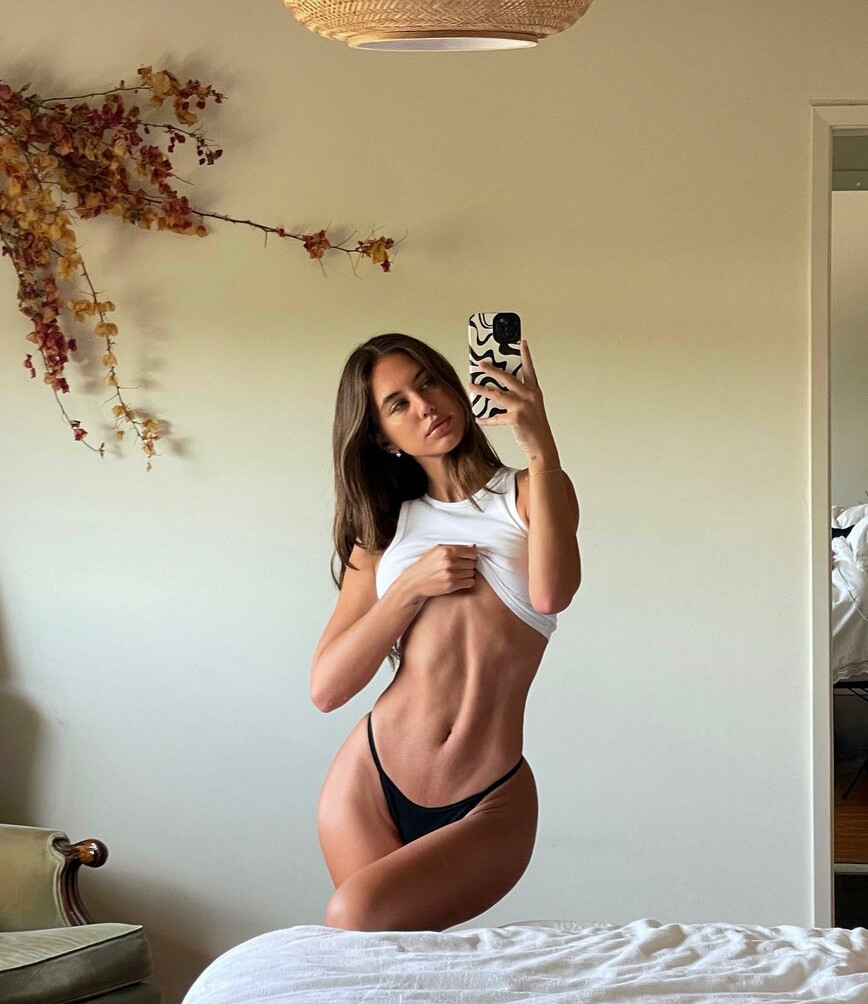 brit-manuela gallery photo #768