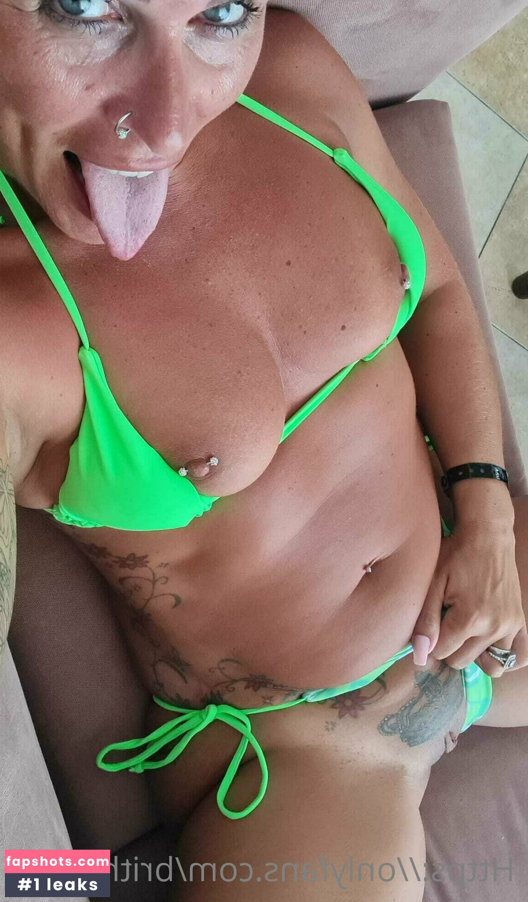 brithotwife Nahé úniky fotek pouze od fanoušků #32 - Fapshots