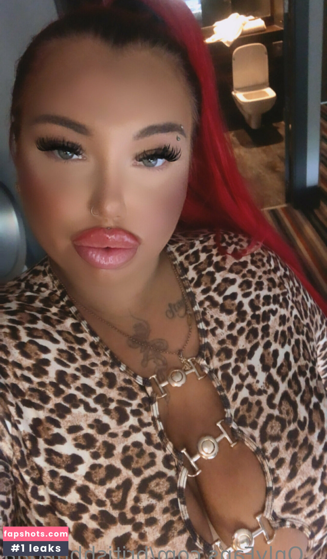 Britishbundaa nude babe gallery