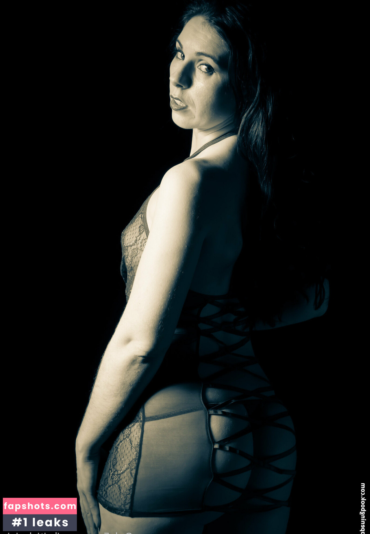 britishpixie nude babe gallery