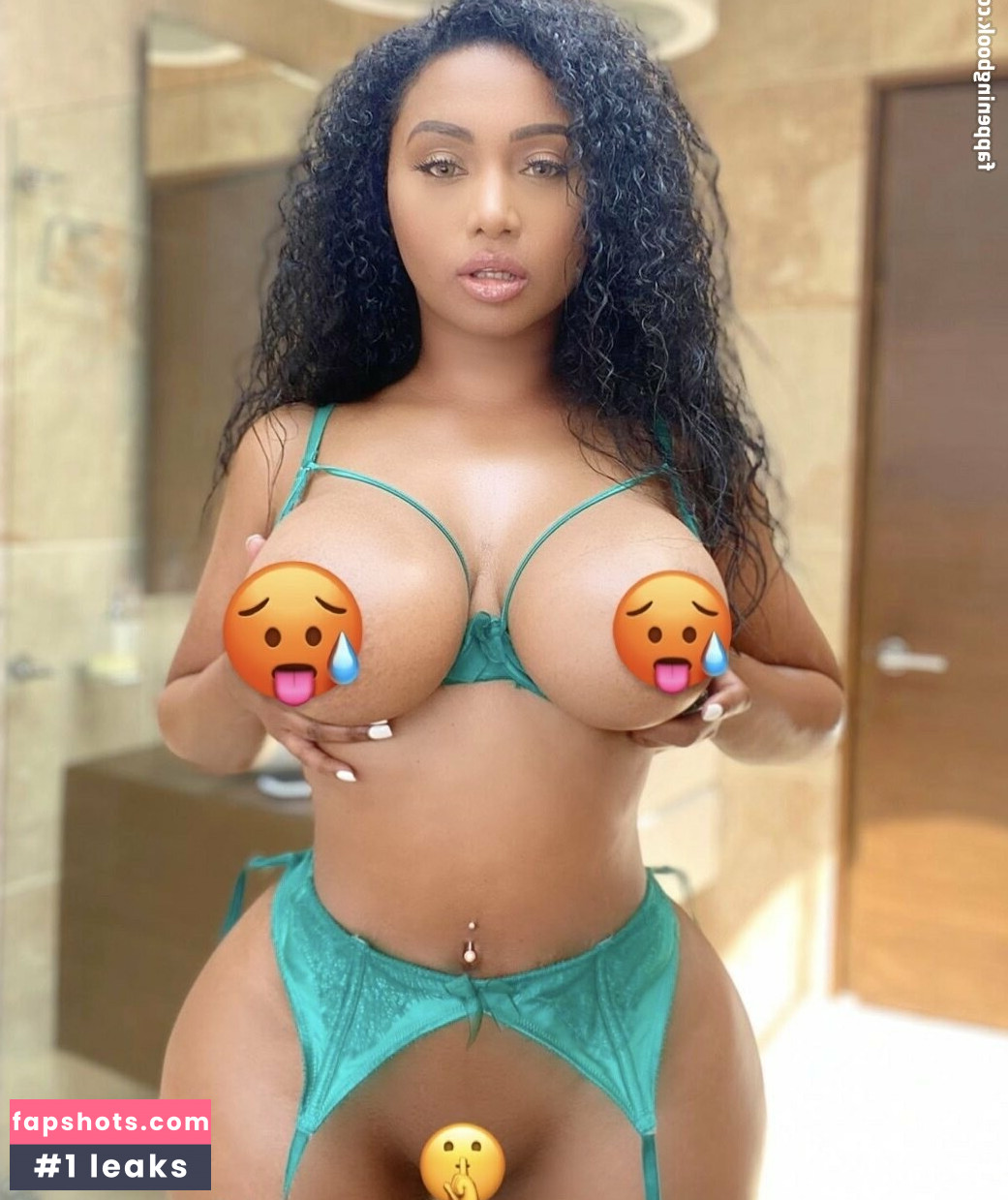 britliv Nude Leaks OnlyFans Photos #31 - LeakJerk