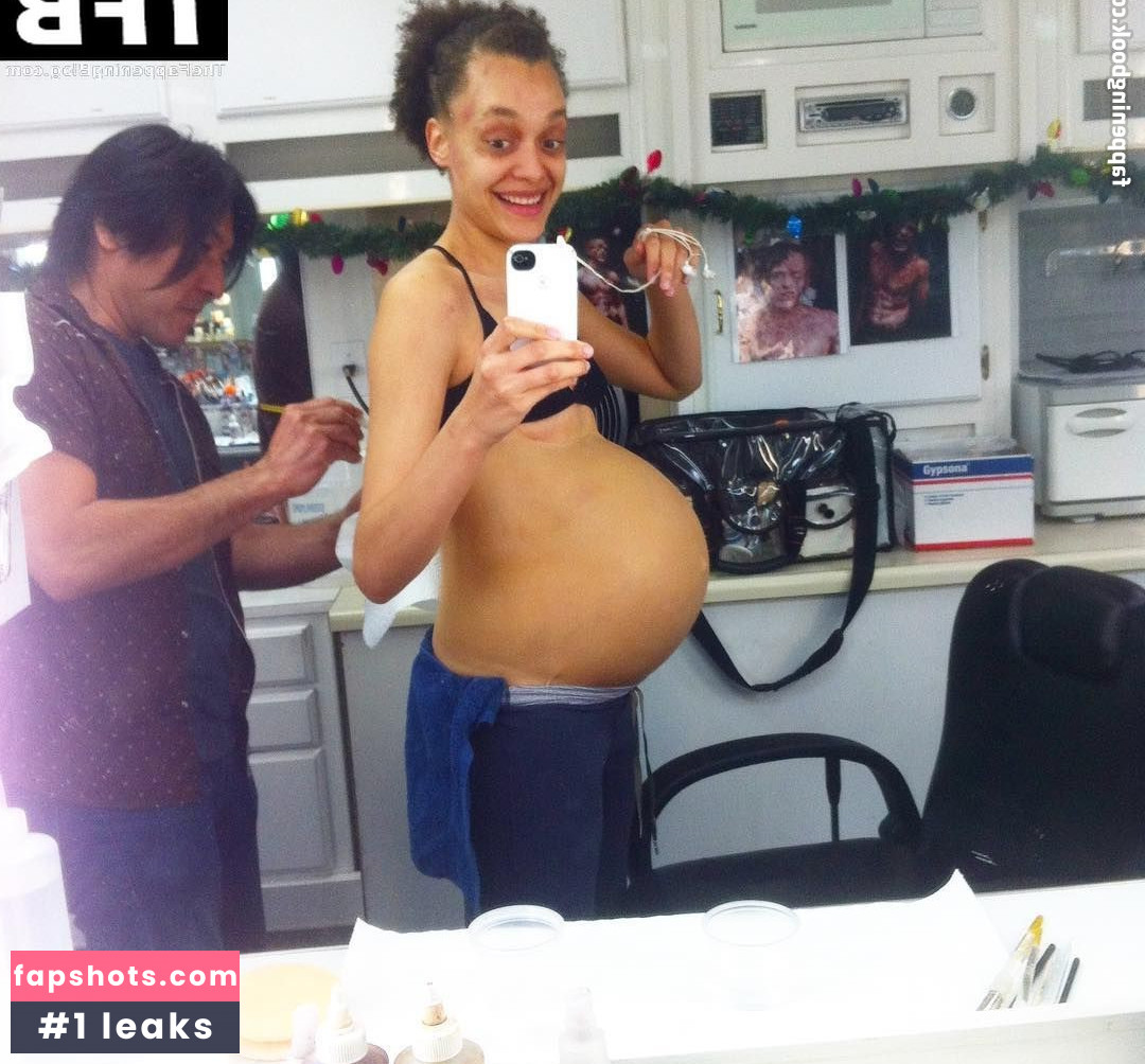 Britne Oldford gallery photo #2