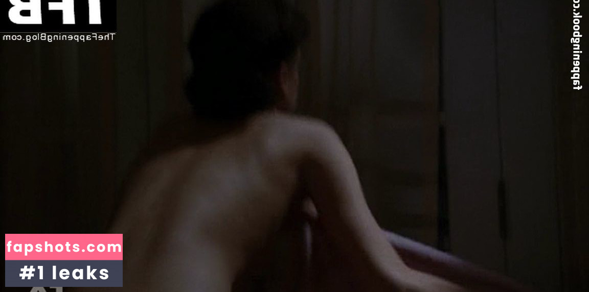 Britne Oldford gallery photo #18