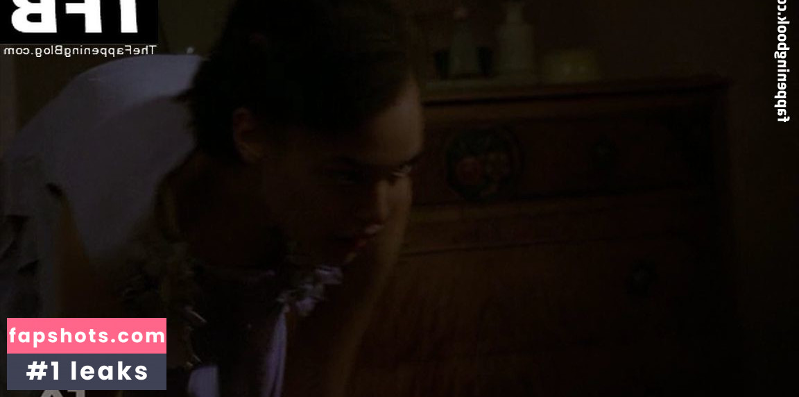 Britne Oldford gallery photo #28