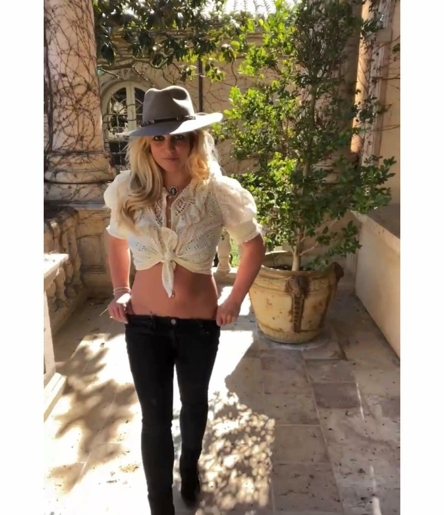 britney-spears Nude Leaks OnlyFans Photos #2677 - LeakJerk