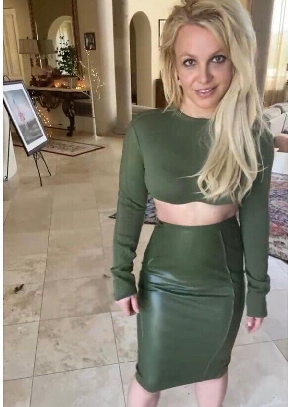 britney-spears Nude Leaks OnlyFans Photos #2774 - LeakJerk