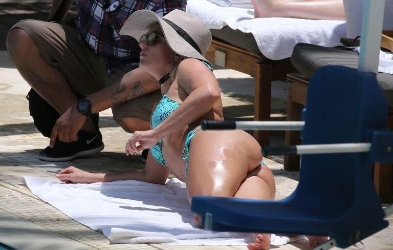 britney-spears Nude Leaks OnlyFans Photos #2780 - LeakJerk