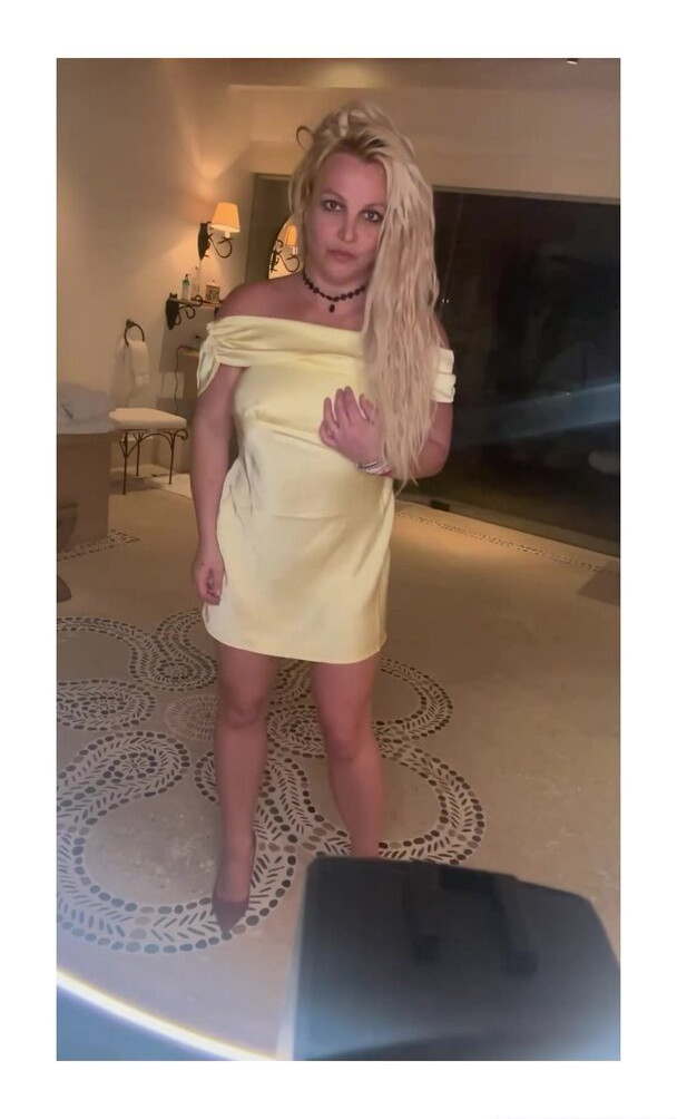 britney-spears gallery photo #909