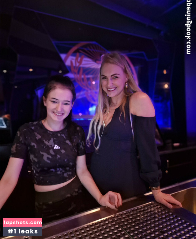 Britneydutch18 gallery photo #2