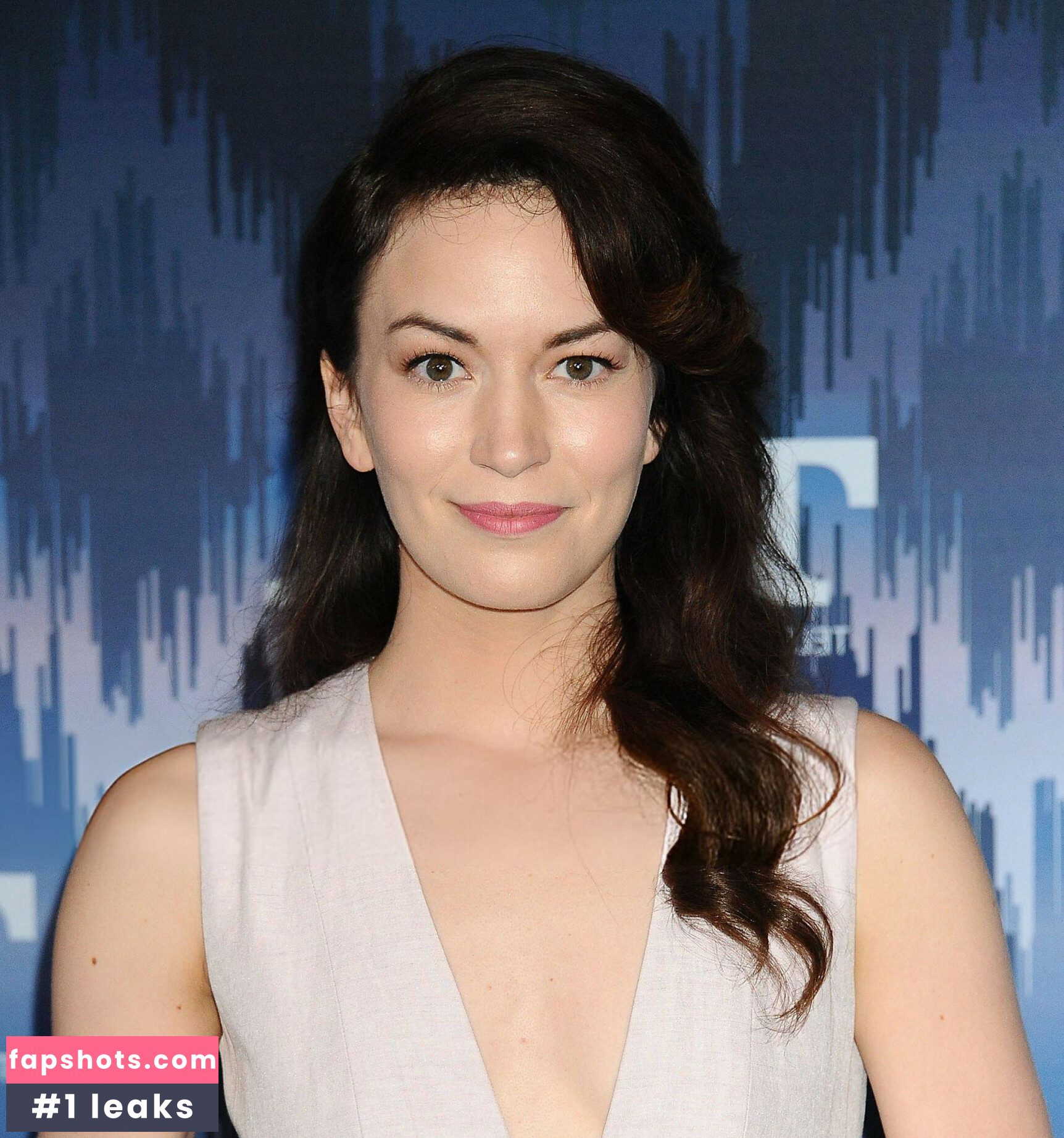 Britt Lower gallery photo #19