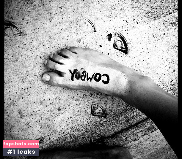 Britt Lower gallery photo #45