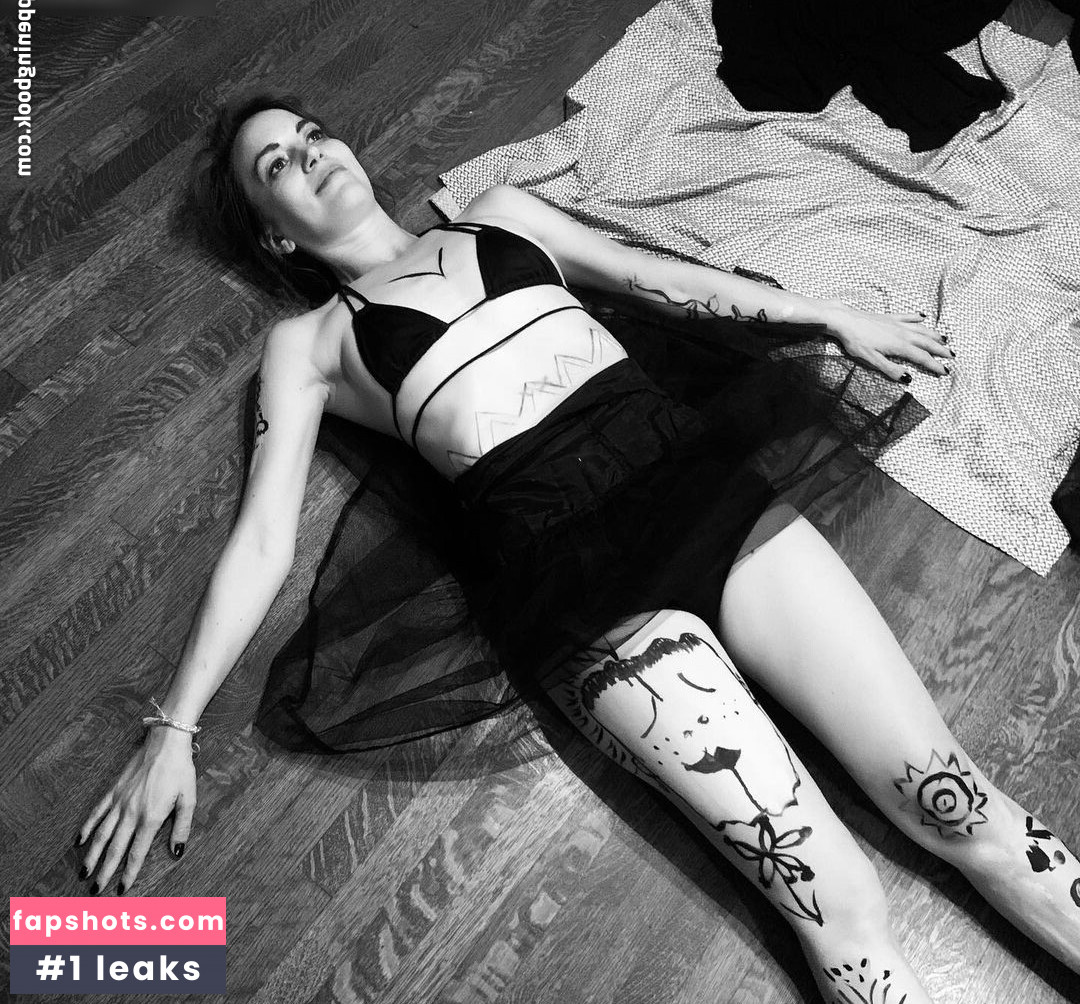 Britt Lower gallery photo #61