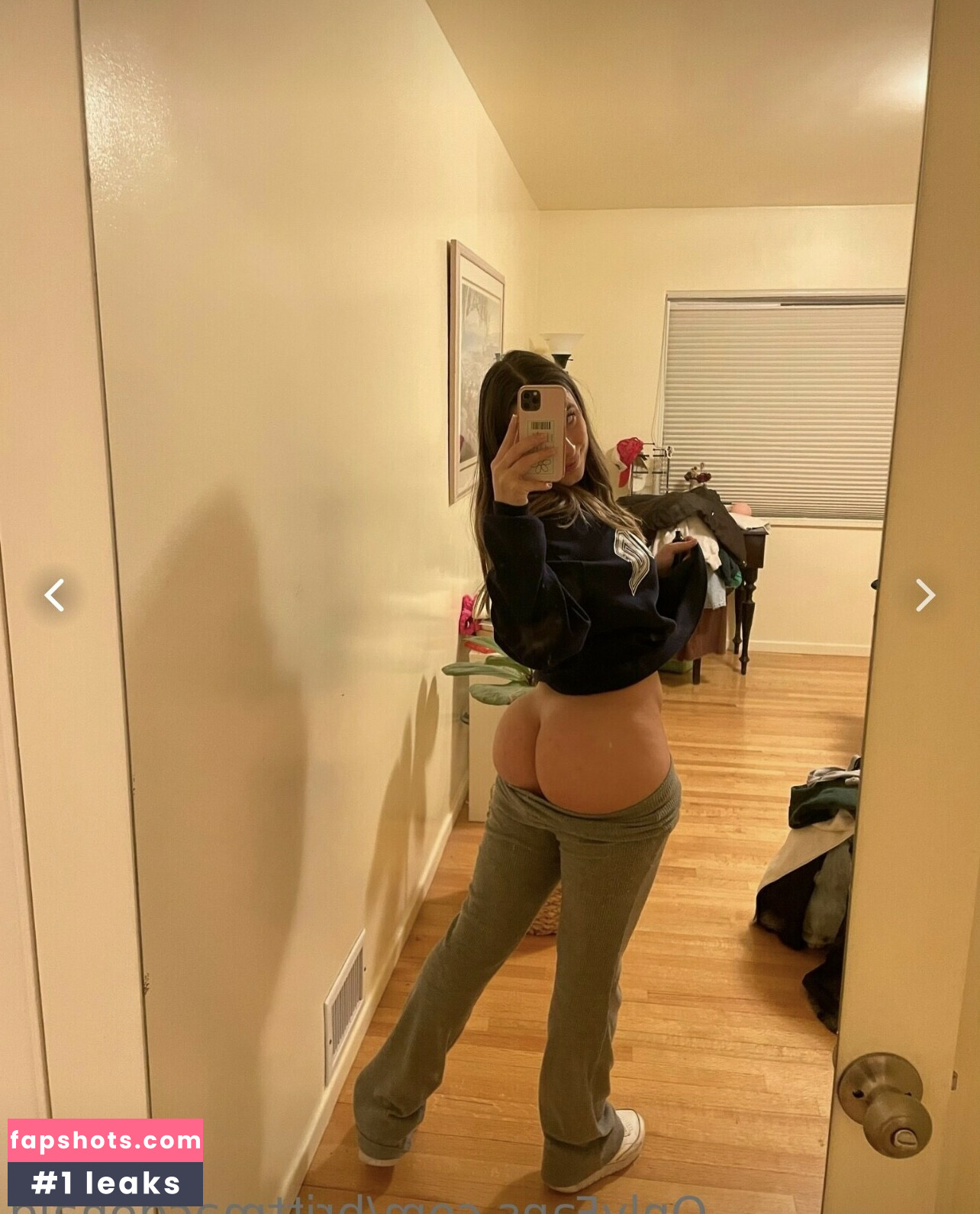 Britt Macdonald gallery photo #11