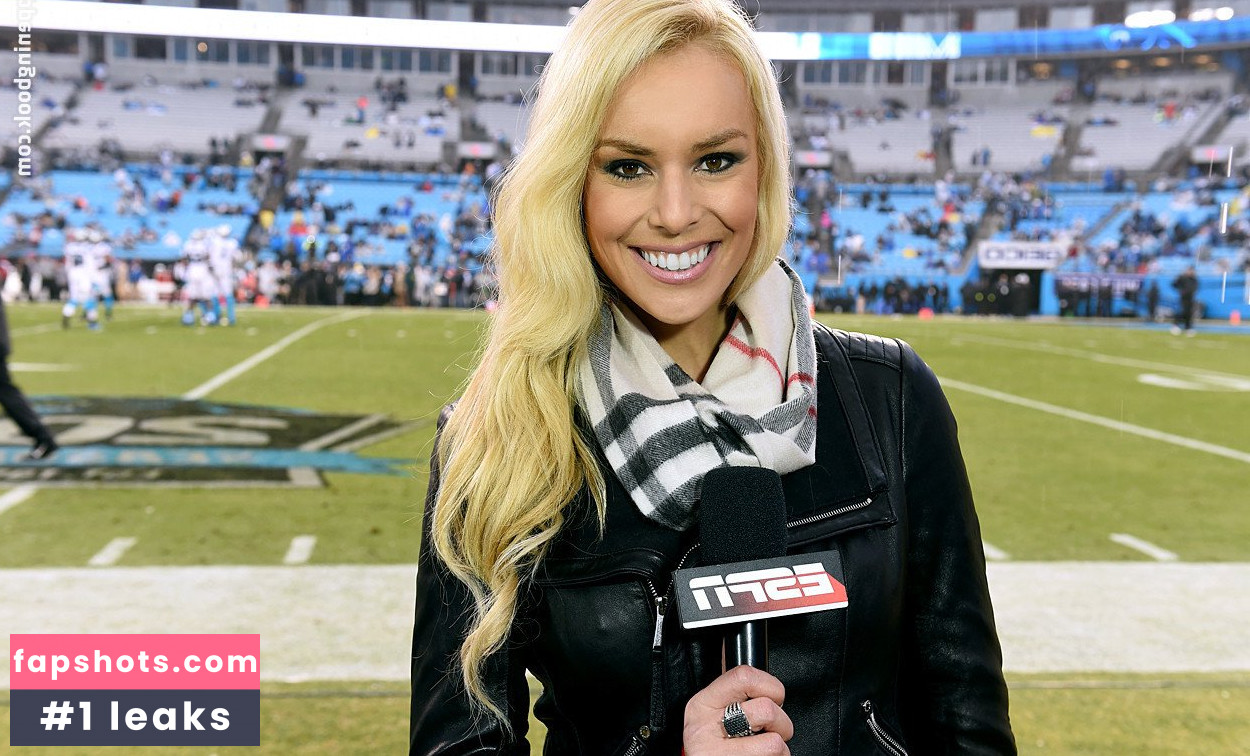 Britt McHenry gallery photo #17