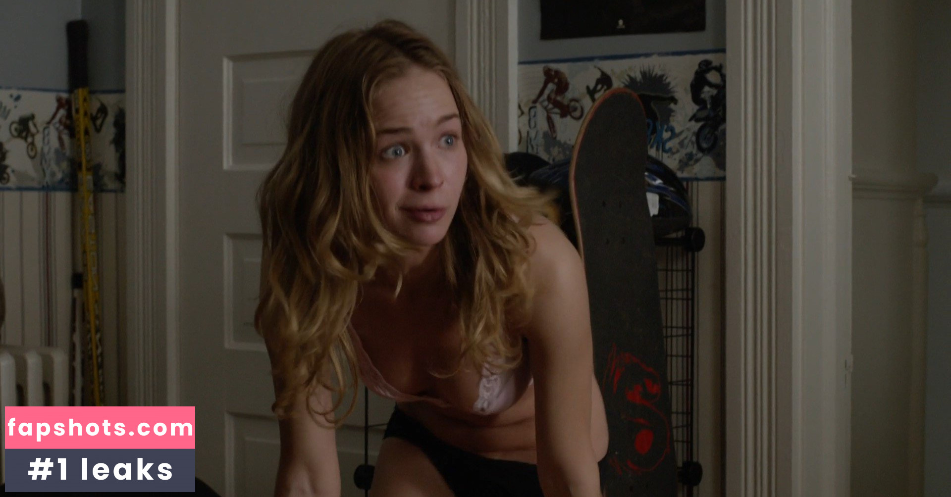 Britt Robertson gallery photo #122