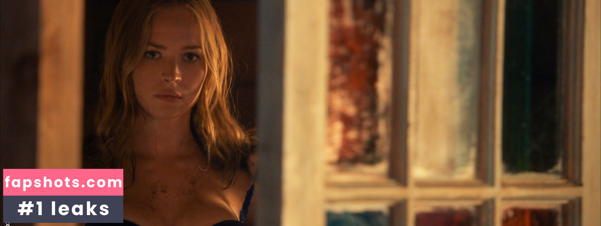 Britt Robertson gallery photo #123