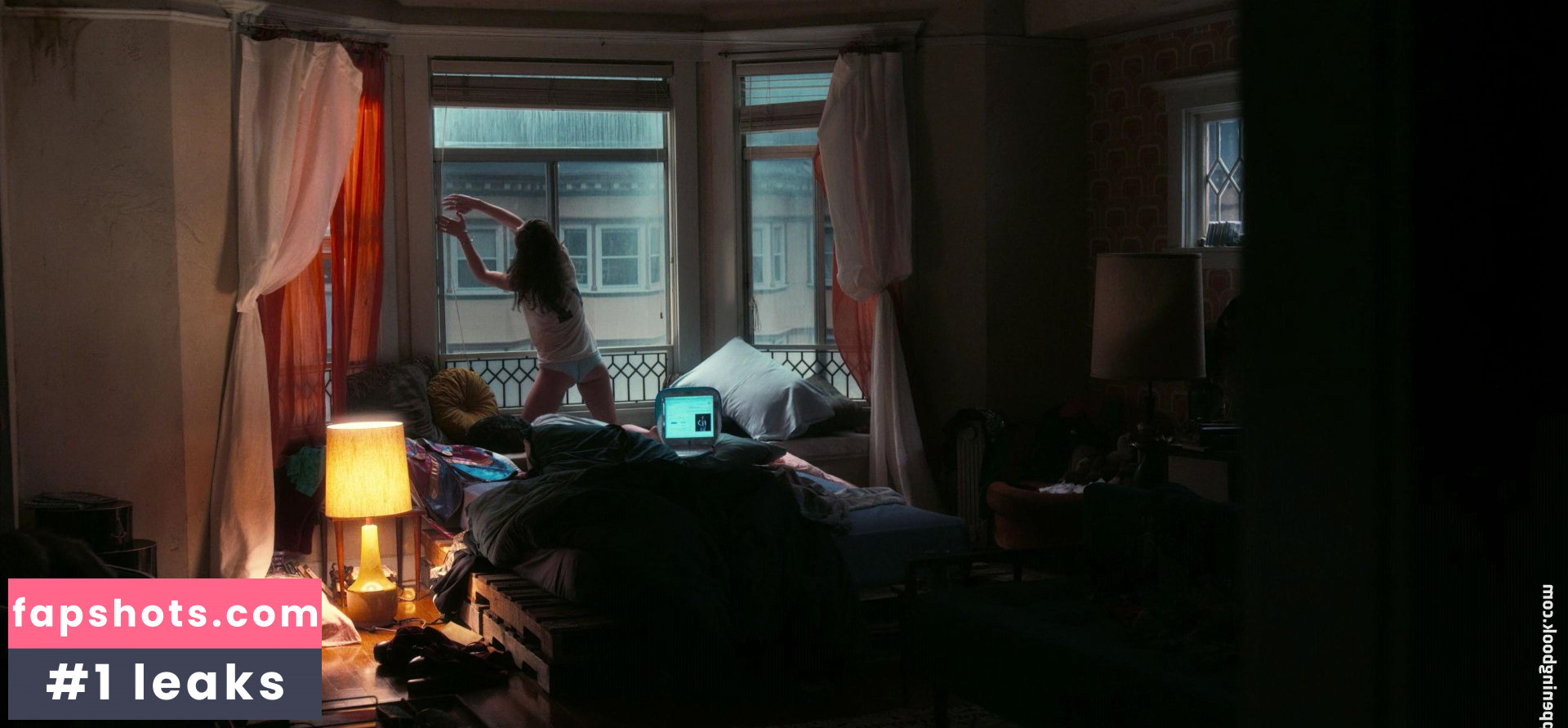 Britt Robertson gallery photo #130