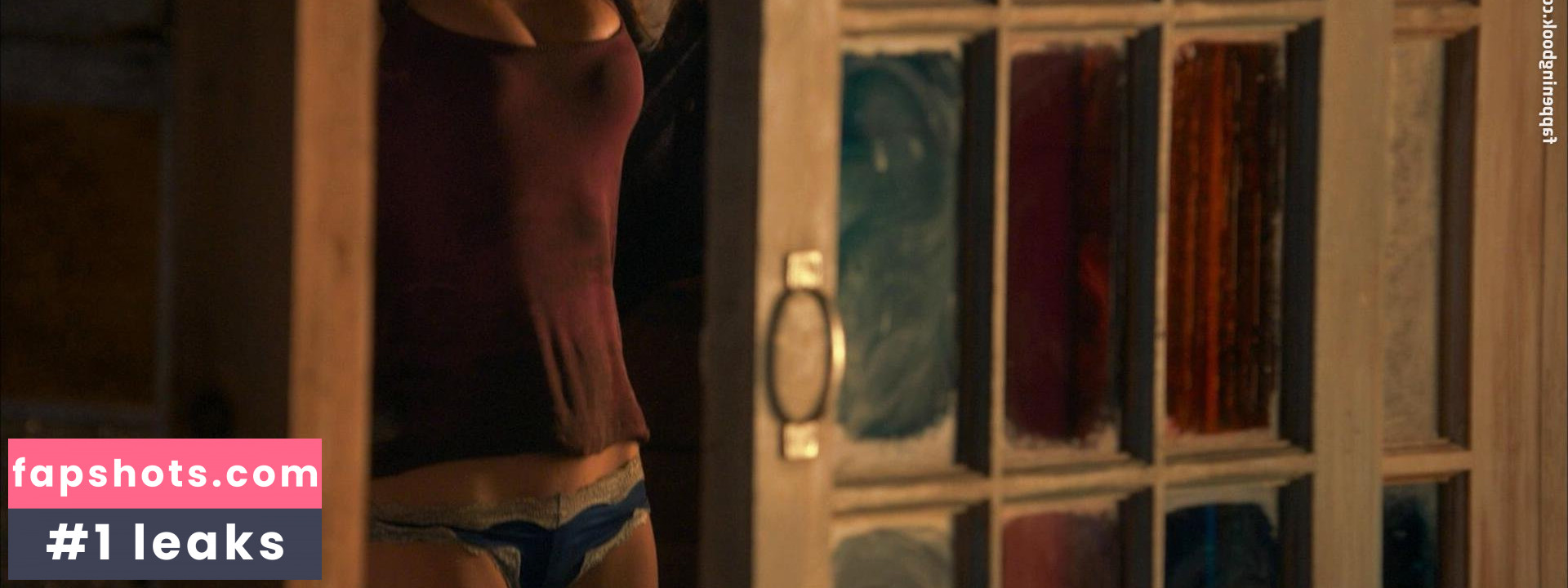 Britt Robertson gallery photo #138