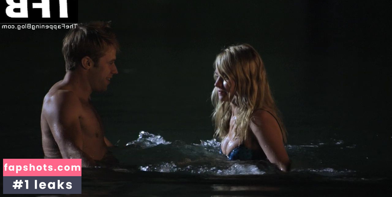 Britt Robertson gallery photo #80