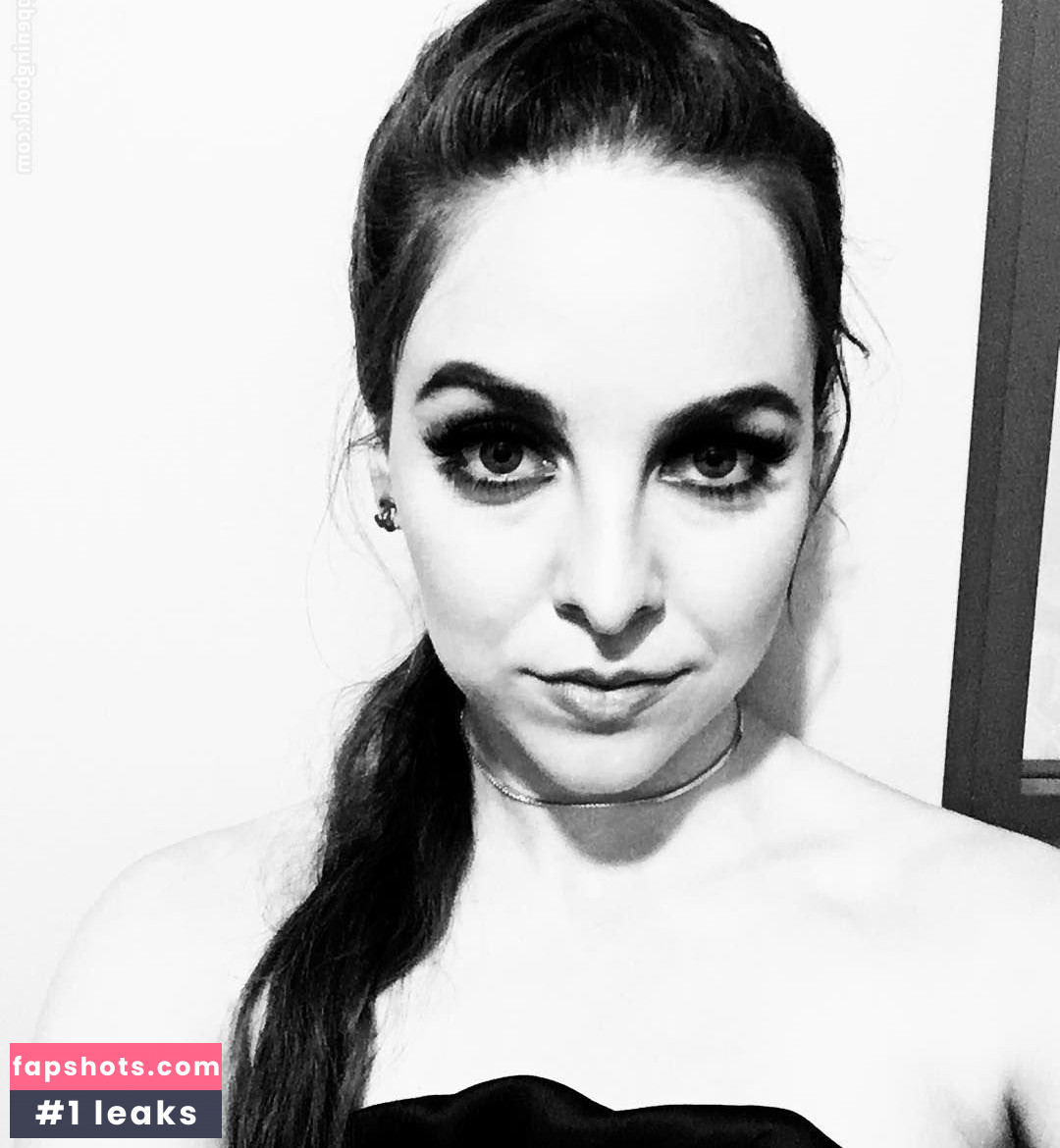 Brittany Curran gallery photo #16