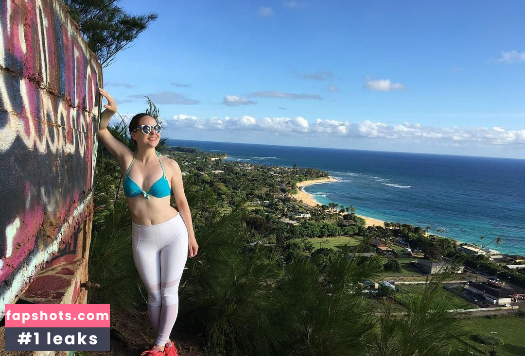 Brittany Curran gallery photo #44