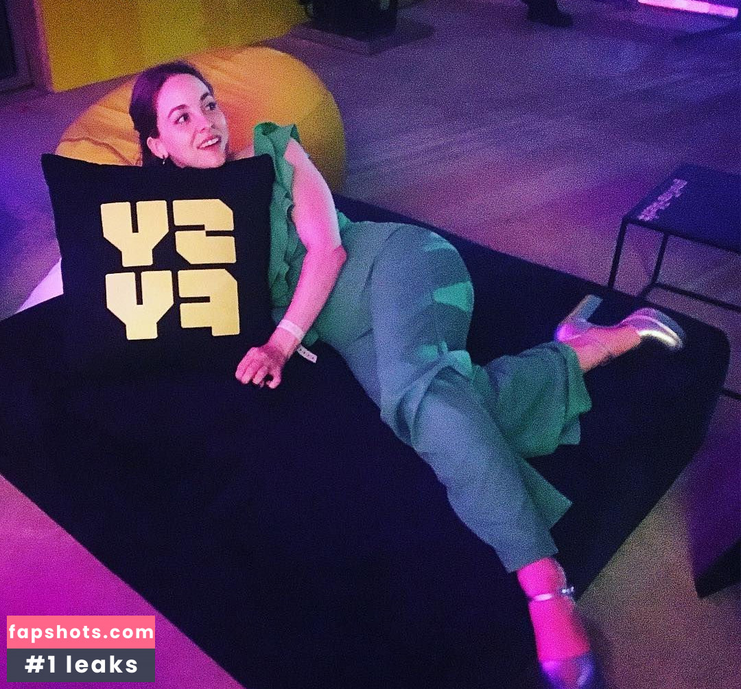 Brittany Curran gallery photo #57