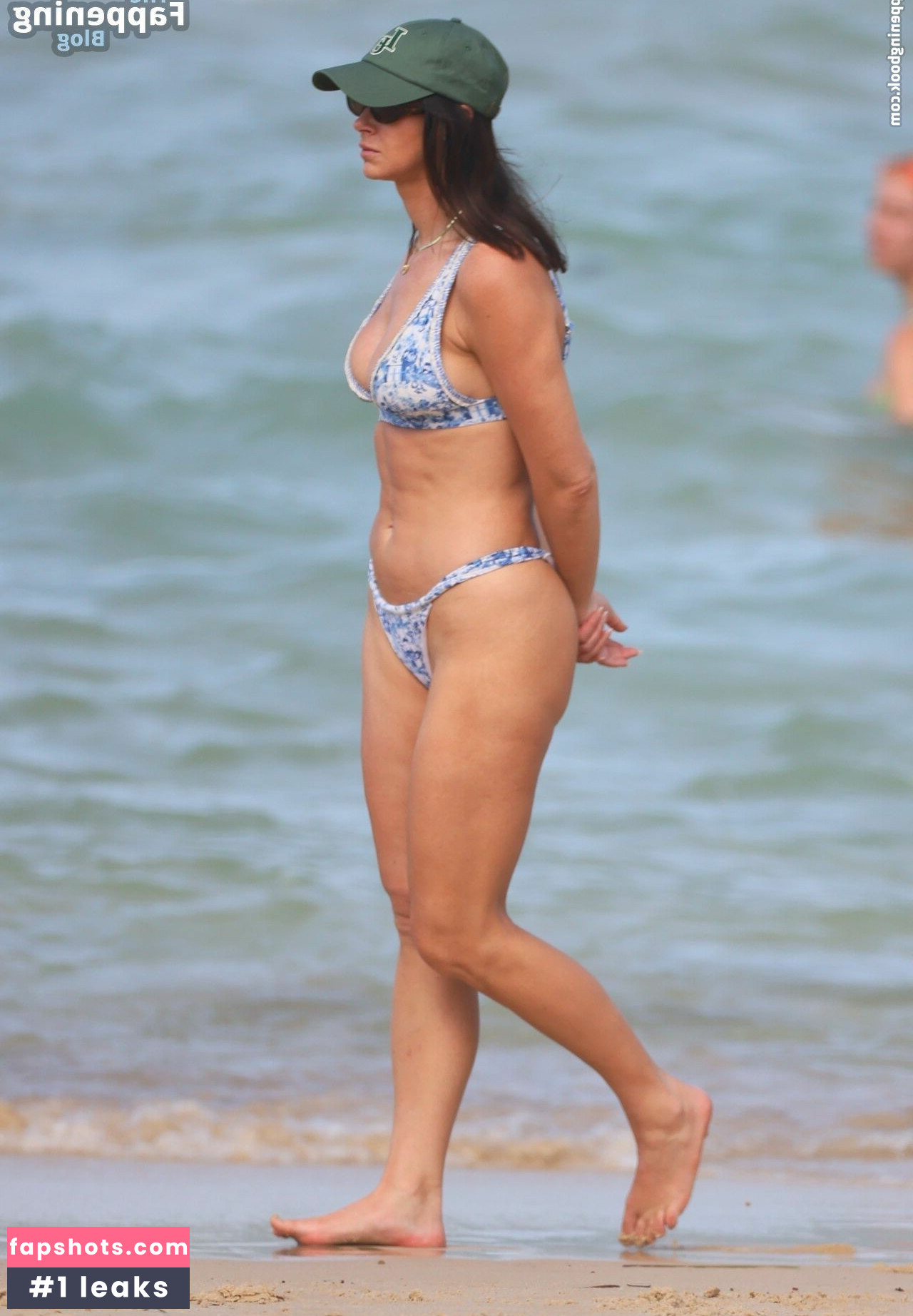 Brittany Hockley gallery photo #30