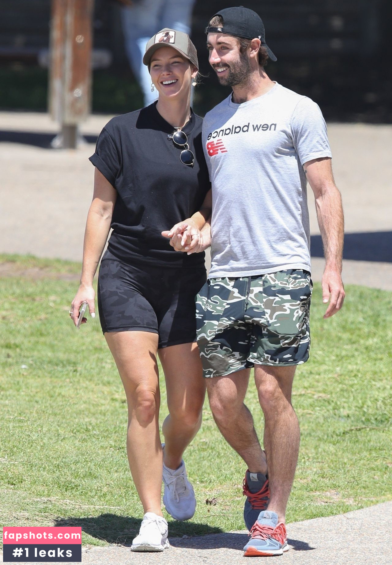 Brittany Hockley gallery photo #90