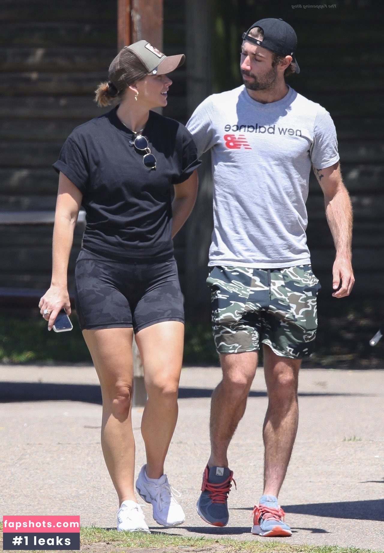 Brittany Hockley gallery photo #92