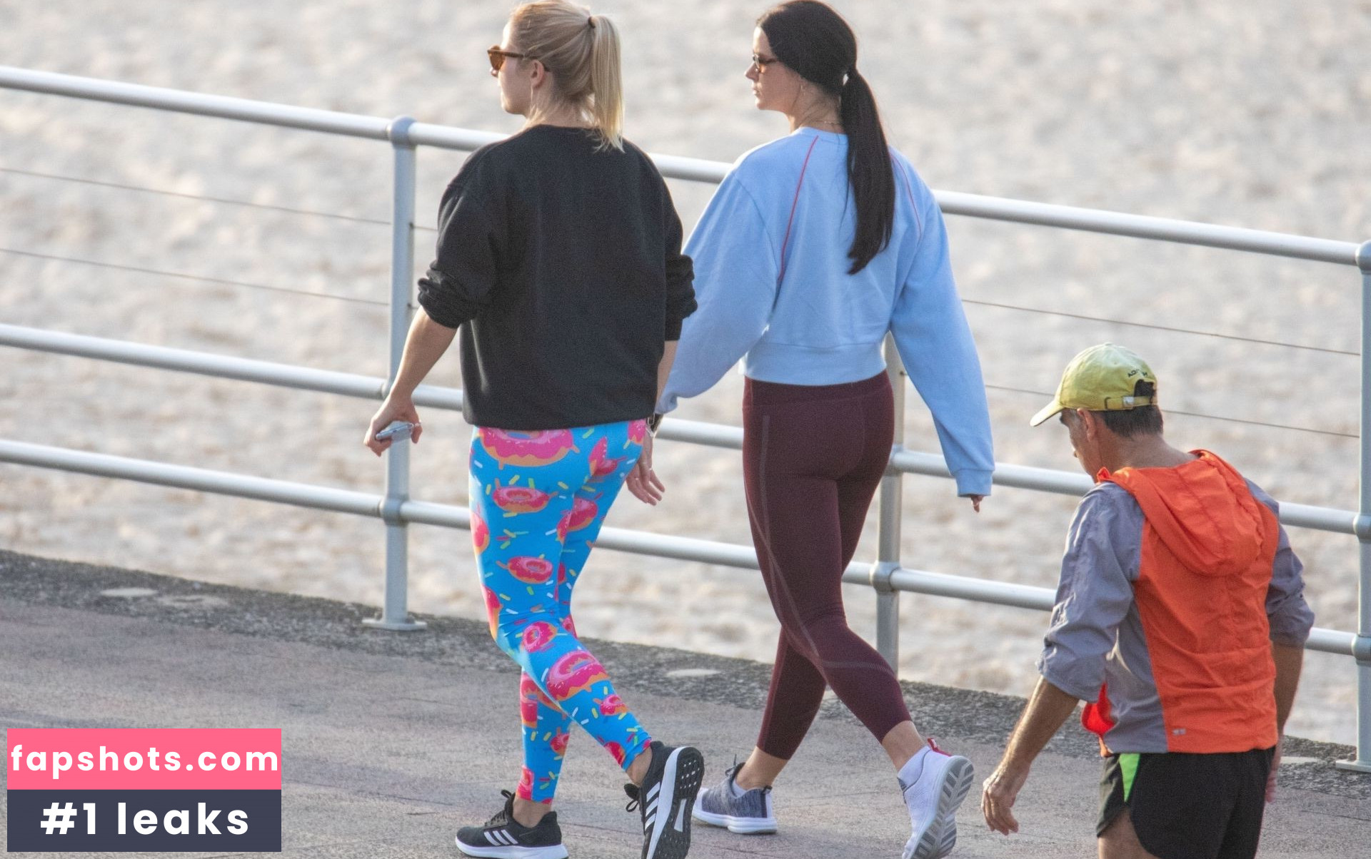 Brittany Hockley gallery photo #98