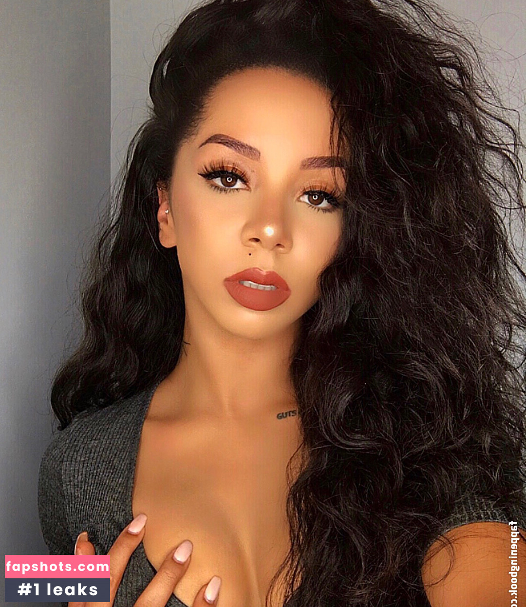 Brittany Renner gallery photo #109