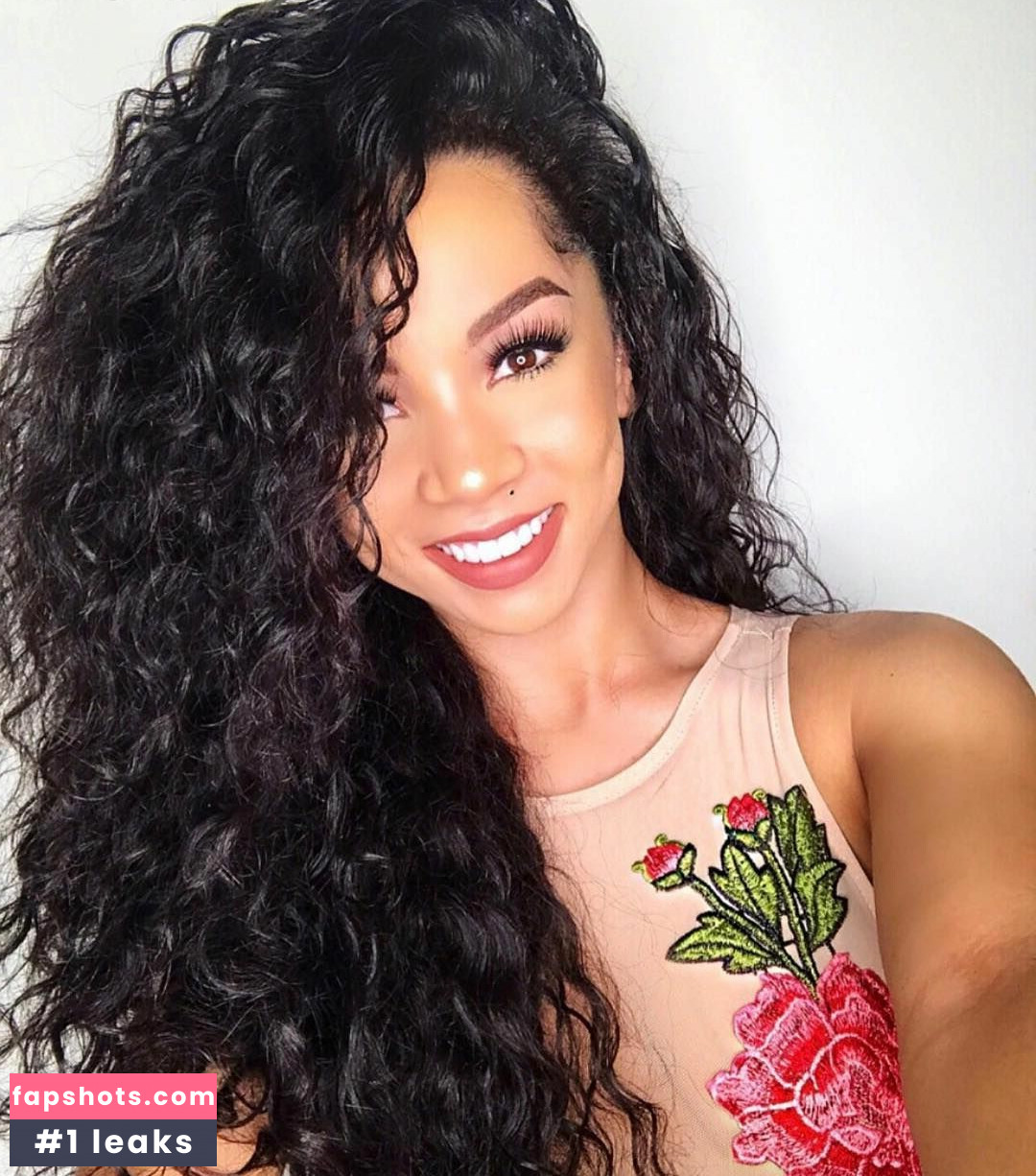 Brittany Renner gallery photo #131