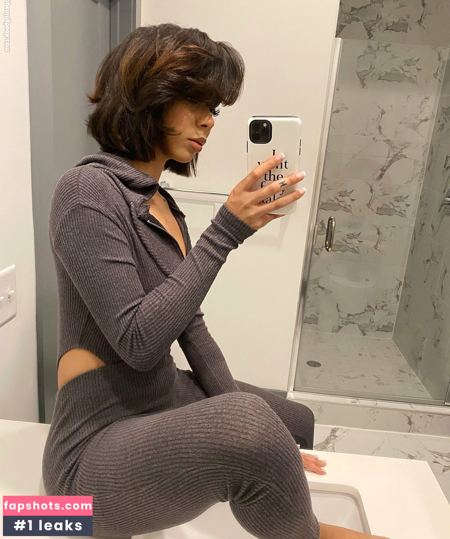 Brittany Renner gallery photo #208