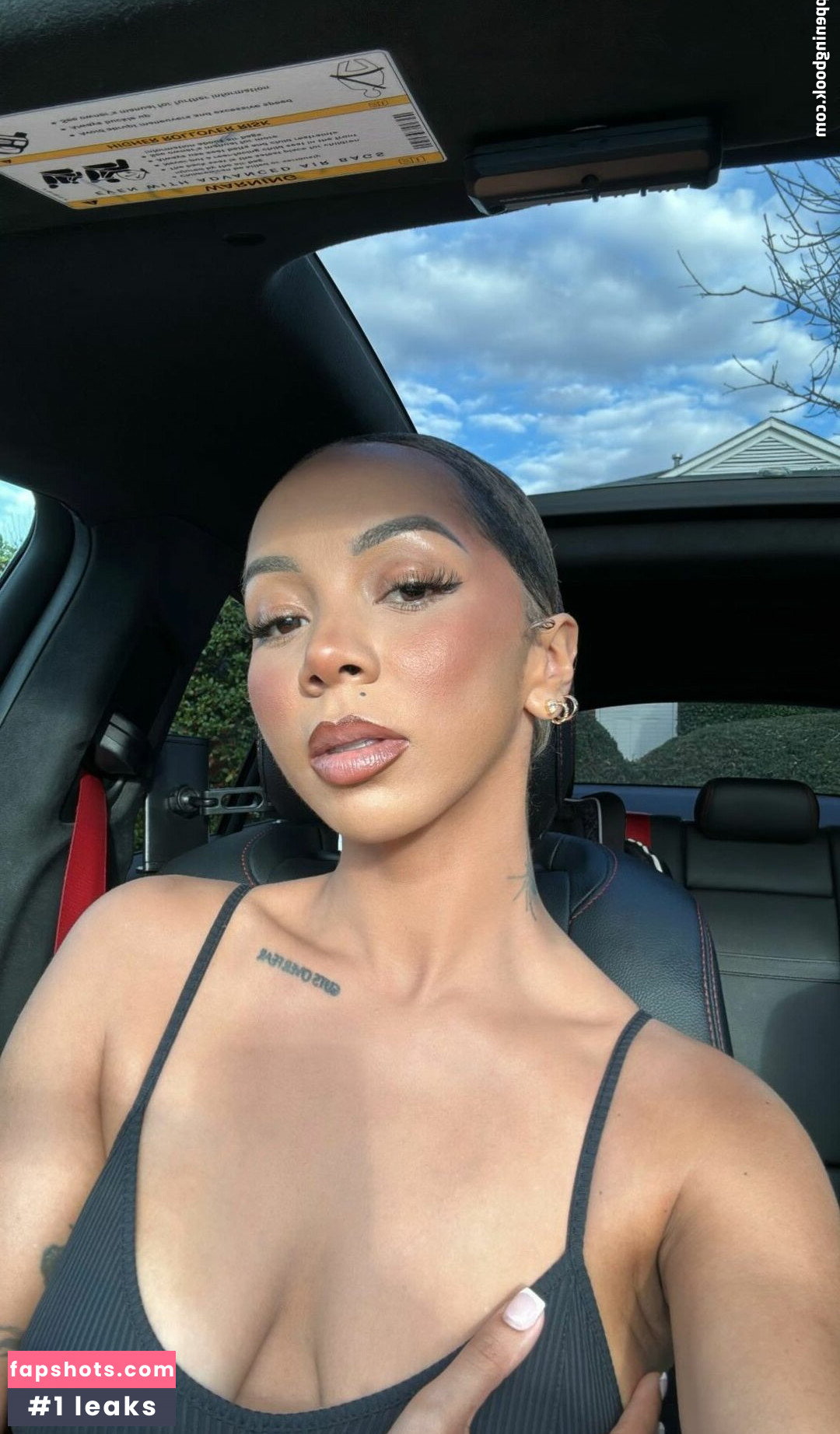 Brittany Renner gallery photo #34