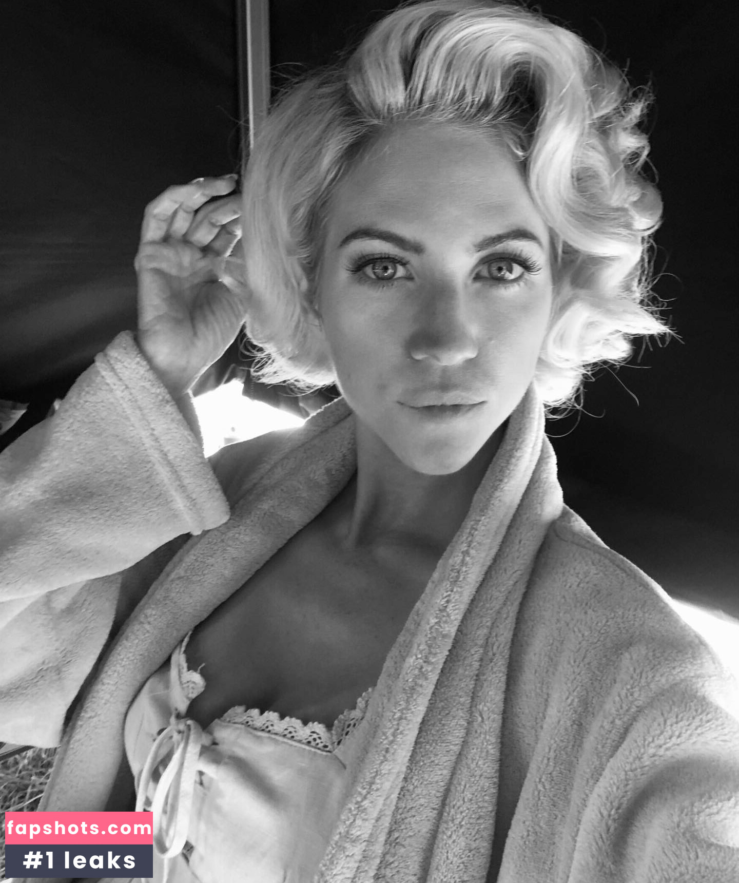 Brittany Snow Nahé úniky fotek pouze od fanoušků #49 - Fapshots