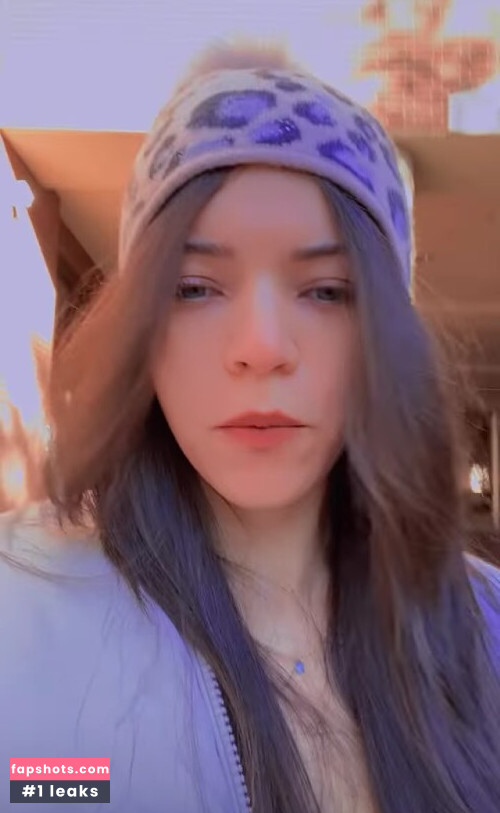 Brittany Venti gallery photo #542