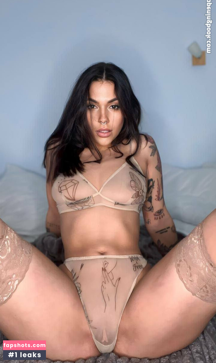 brittany_y gallery photo #39