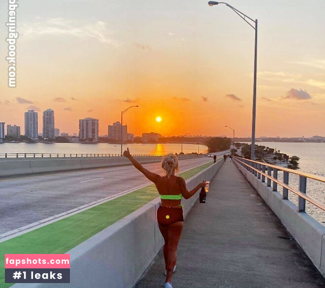 brittanybrittany gallery photo #23