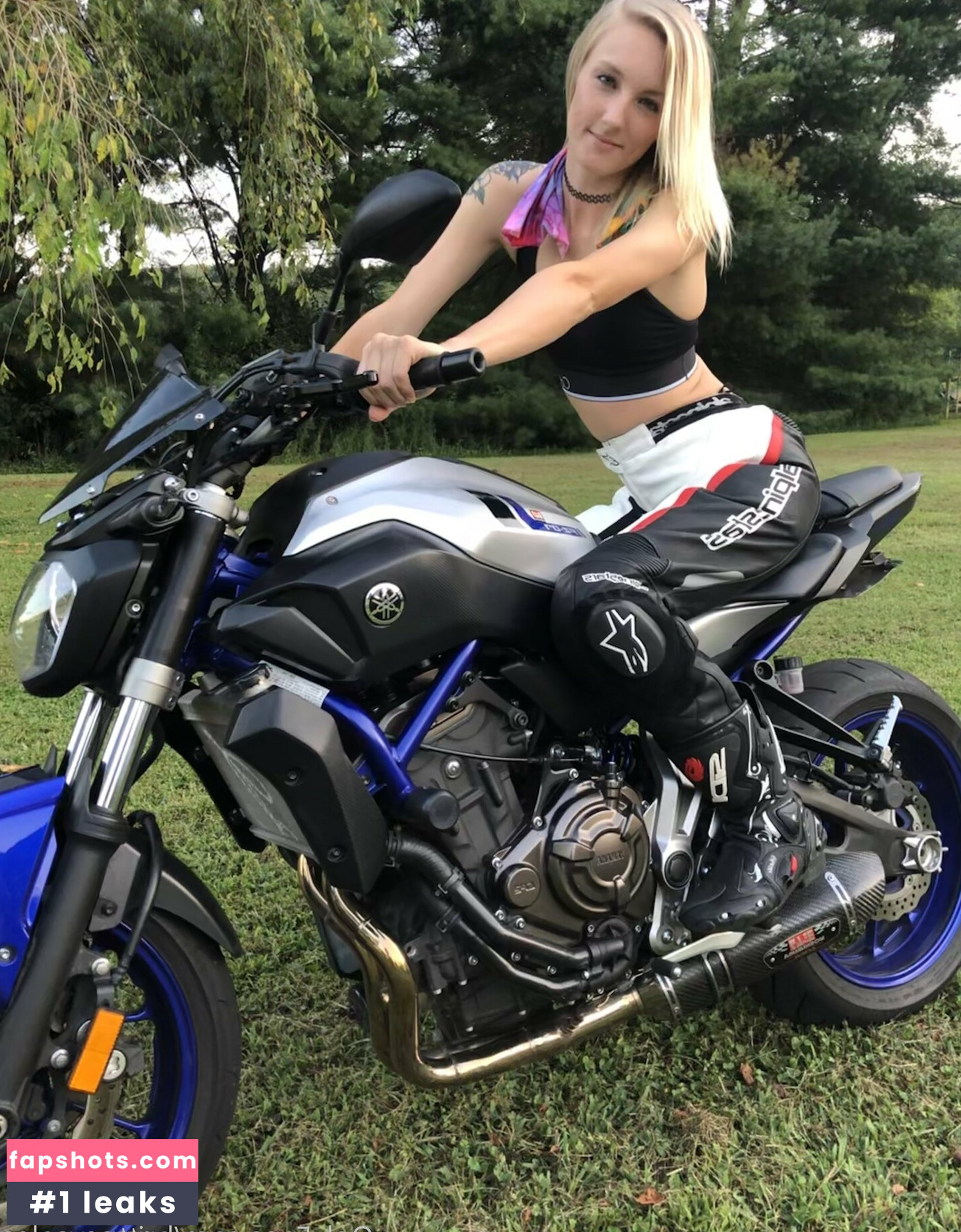 brittneysoles gallery photo #3