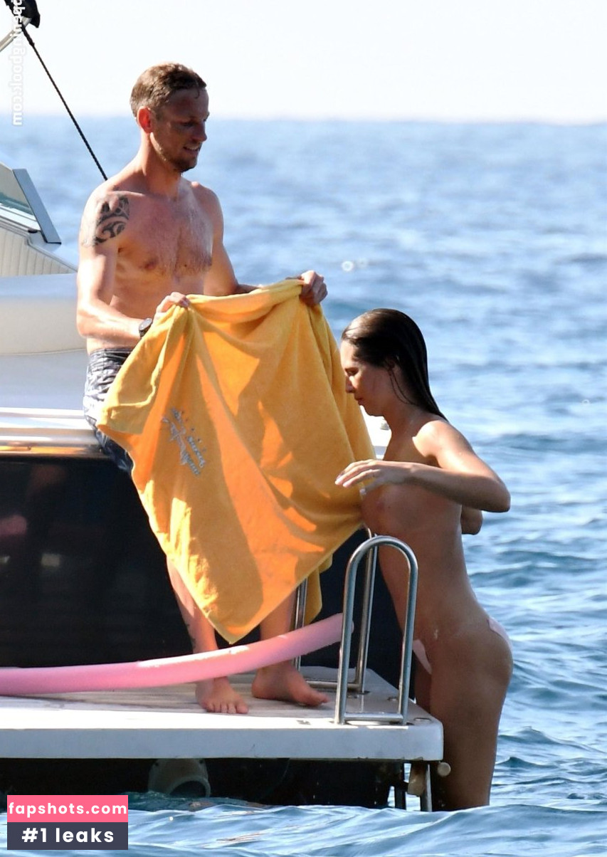 Brittny Ward Nude Leaks OnlyFans Photos #39 - LeakJerk